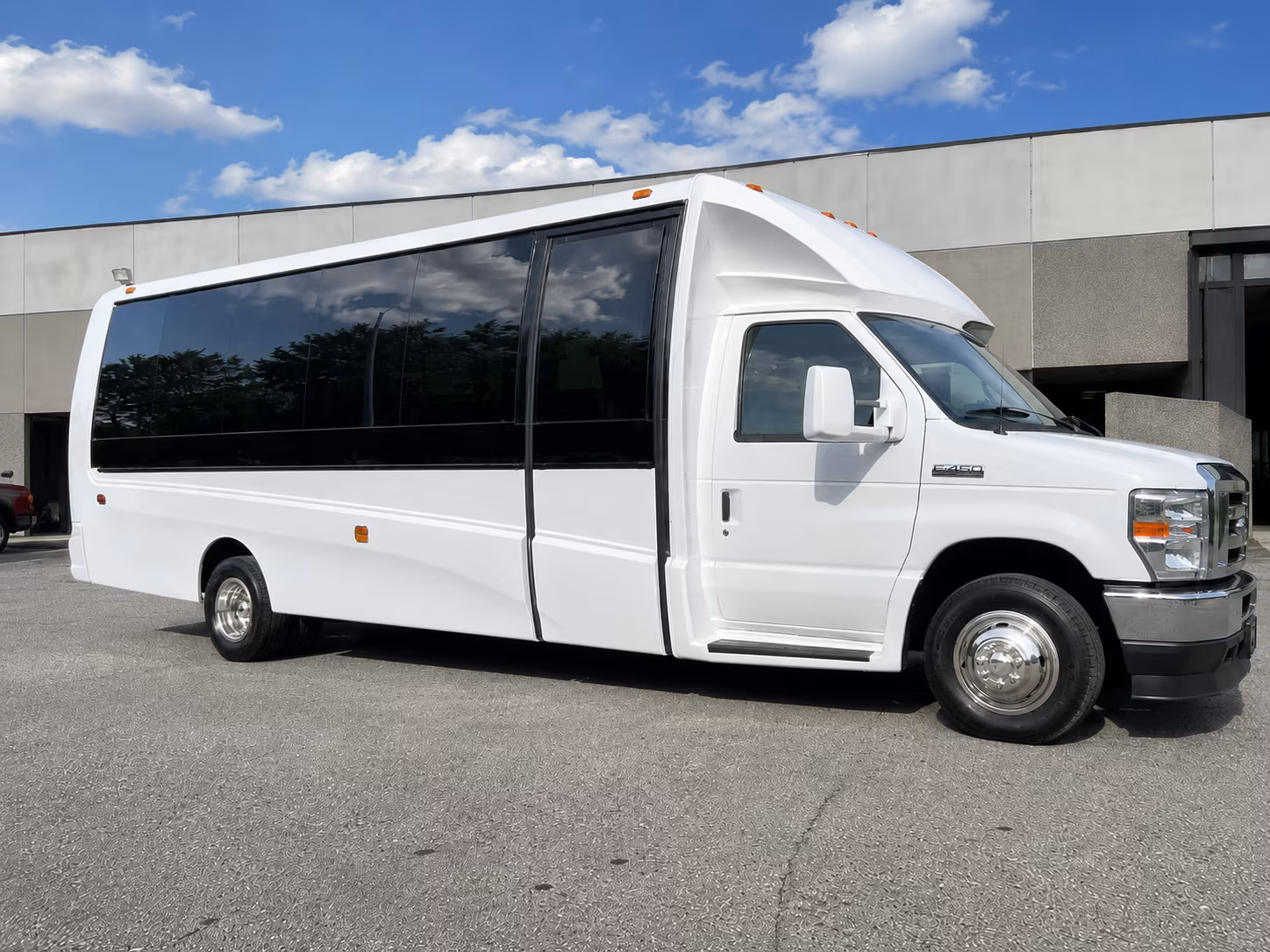 Carmichael Airport Shuttles & Transportation
