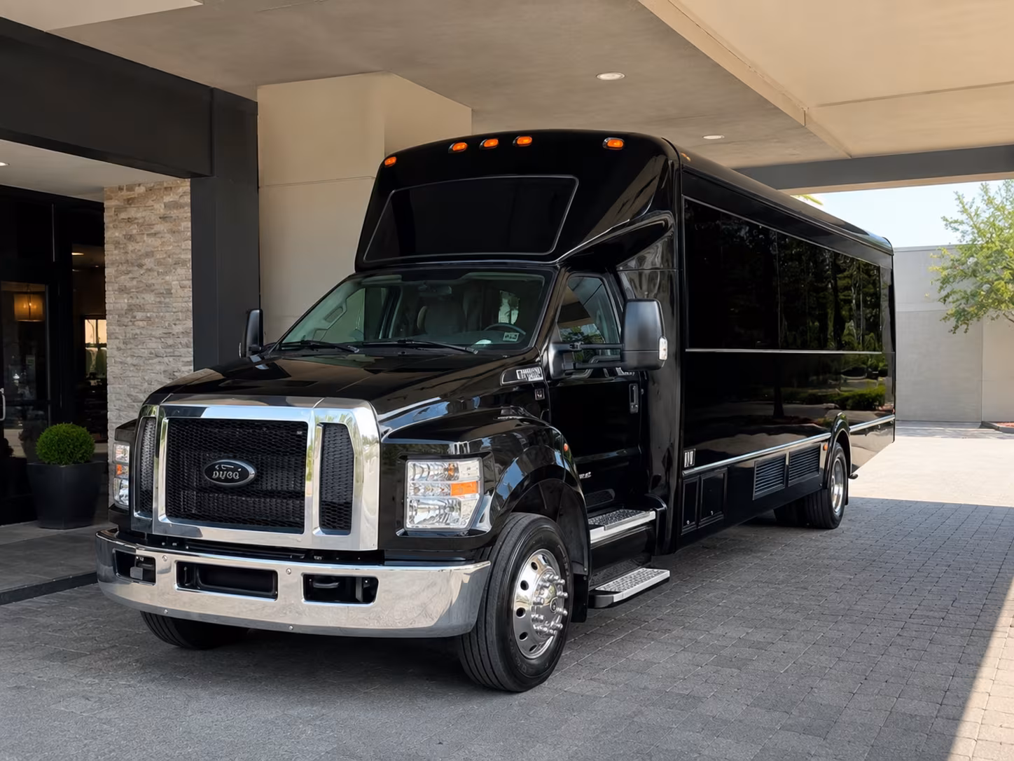 Rancho Cordova Winery Tour & Pub Crawl Transportation