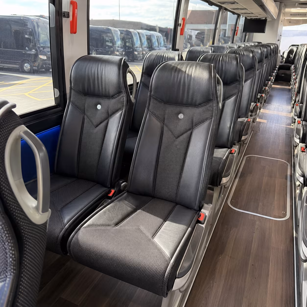 Sacramento Airport Shuttle & Transportation party bus exterior